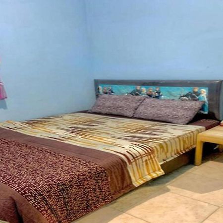 Express O 91370 Rumah Pemandangan Semeru Asli Lumajang Exterior foto
